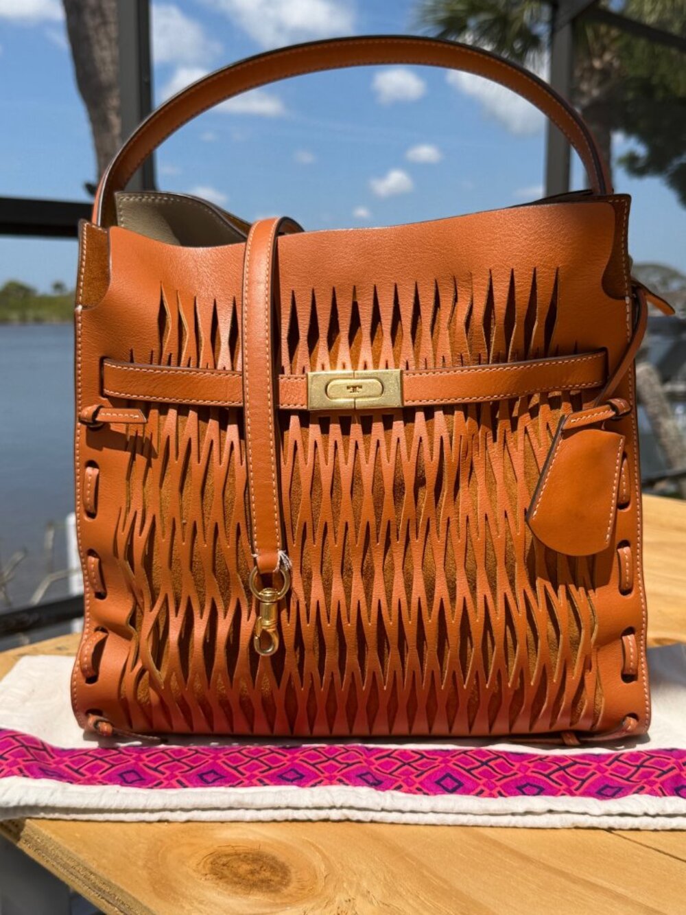 Tory Burch Lee Radziwill Large Piped Cutout Double Bag in Brown